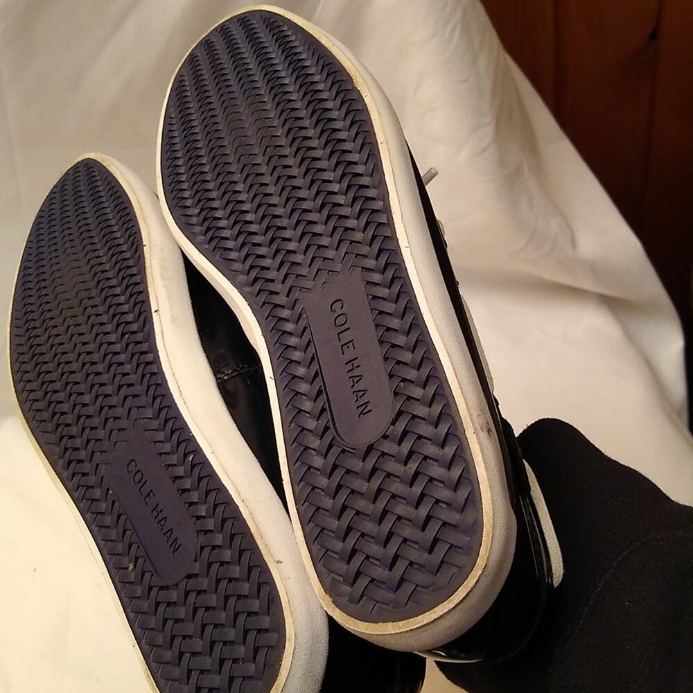 Cole Haan women's size 8 patent navy boat shoes. Athleisure - Picture 7 of 7